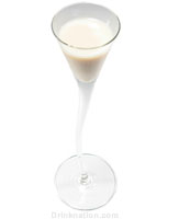 White Almond Kiss drink recipe