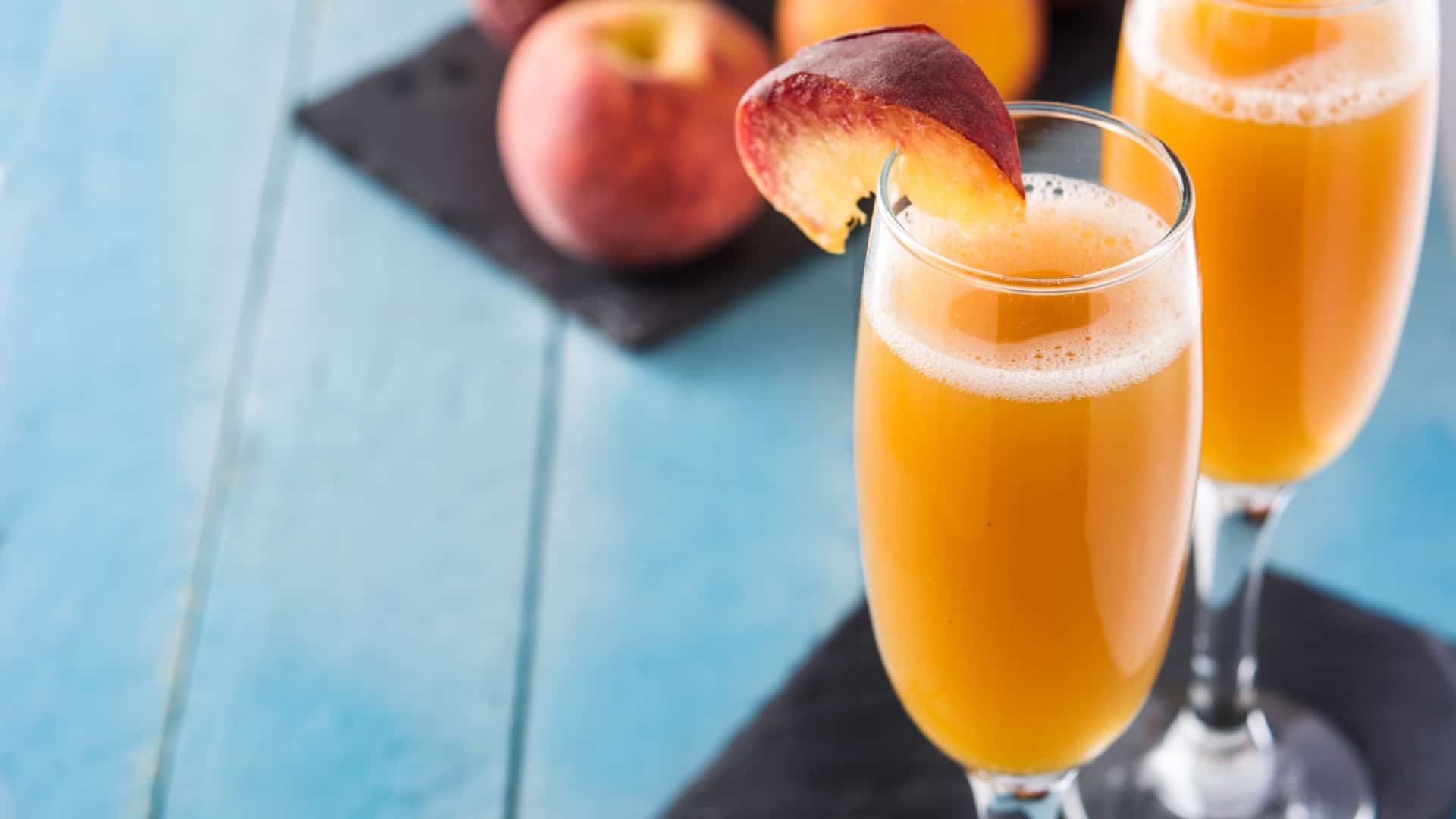 Bellini drink recipe