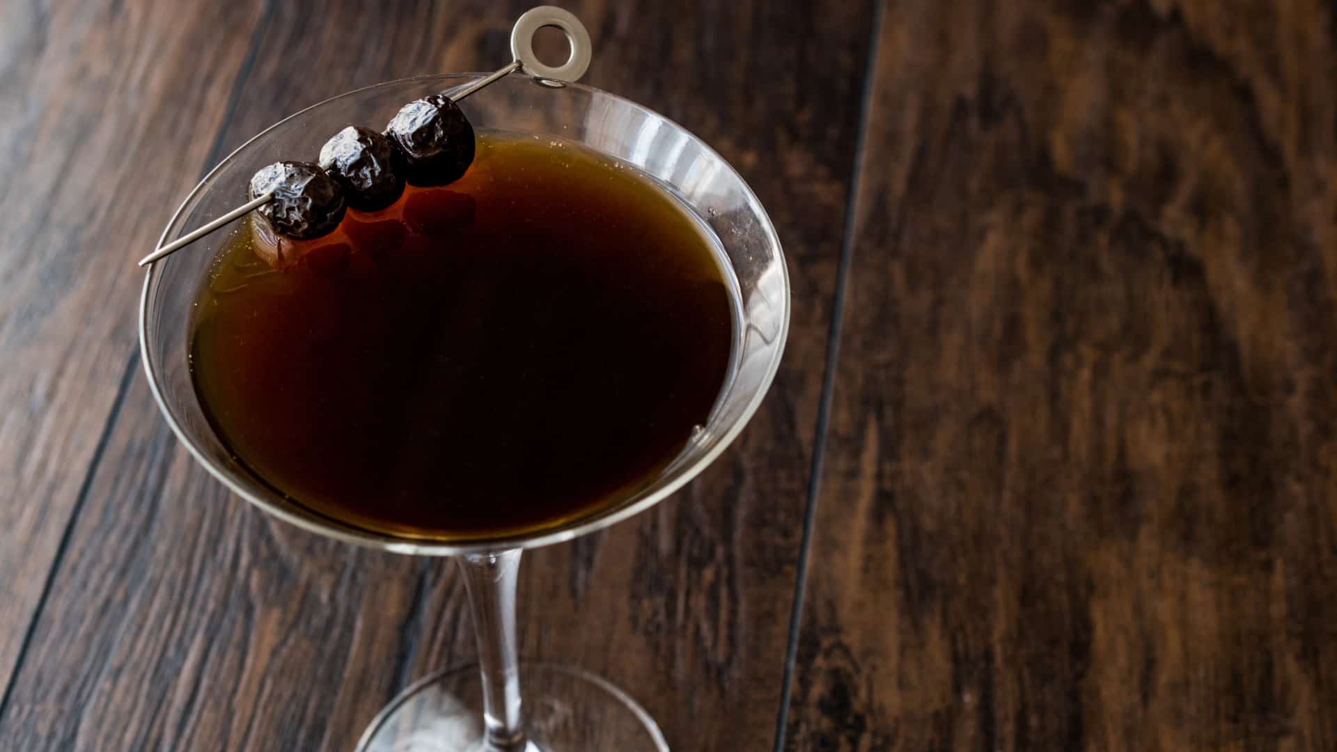 Black Manhattan drink recipe